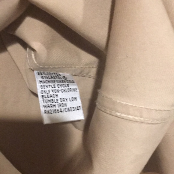 Talbots Size 14 Tan Blouse - Picture 7 of 7